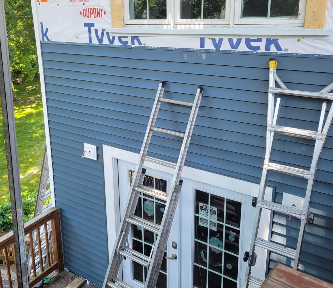 Tinos inc Siding contractors near me